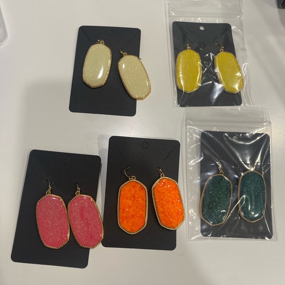 Jewelry - Kendra Scott inspired earrings